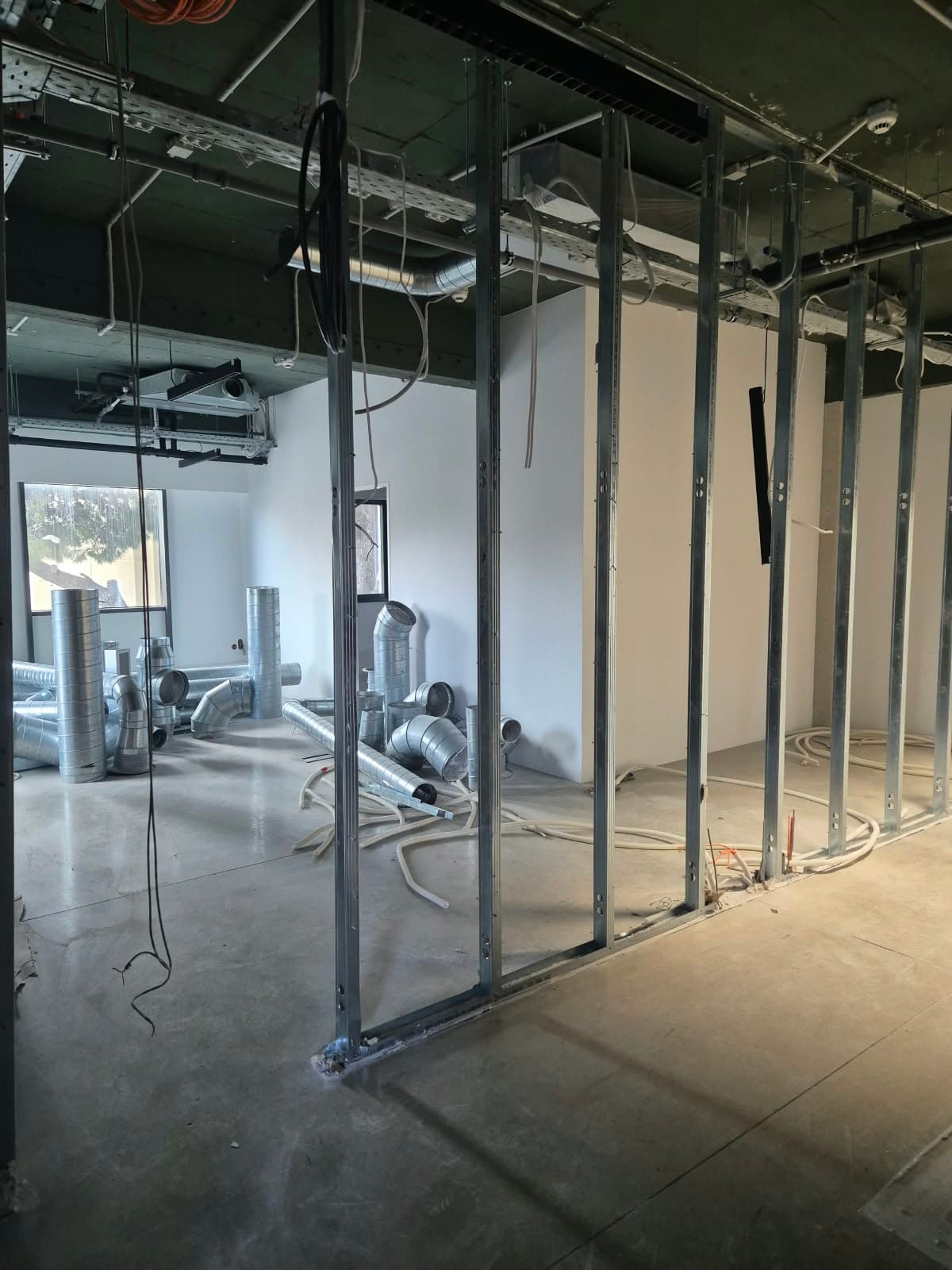 Partitions and services being run through the frame.